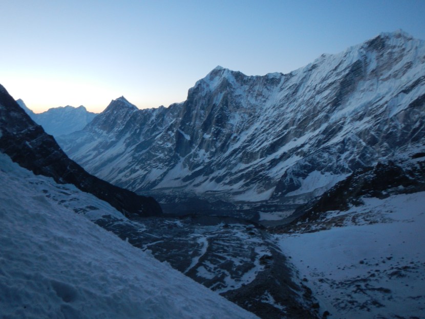 On the way to the Tashi Labsta Pass (5760m) early in the morning before the sun rises